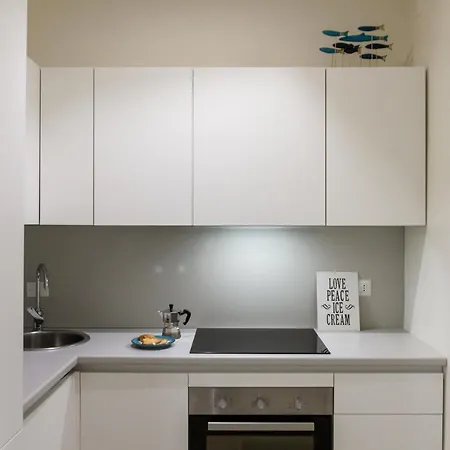 Italyescapes La Piazzetta Apartment *